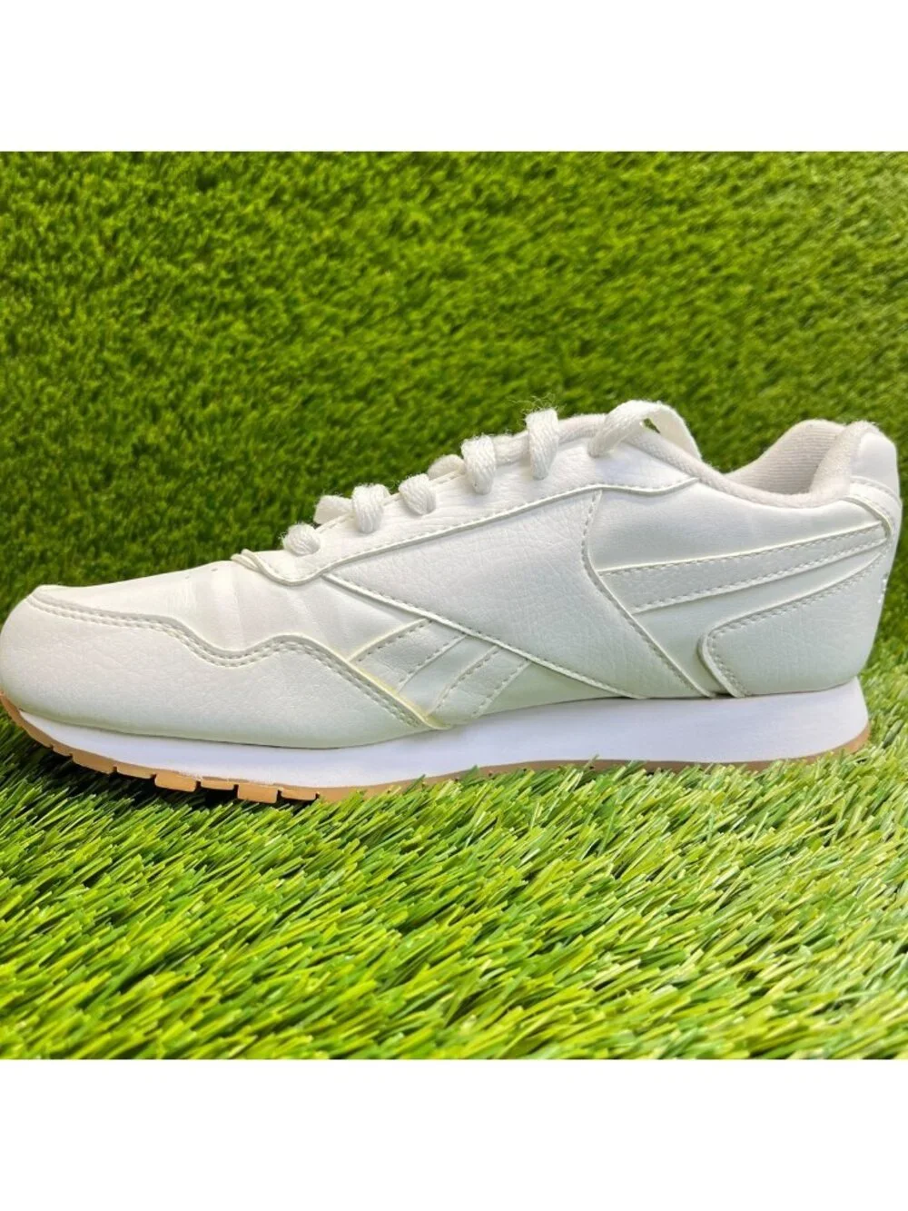 Reebok Classic Harman Run Womens Size 7 White Athletic Leather Shoes Sneakers